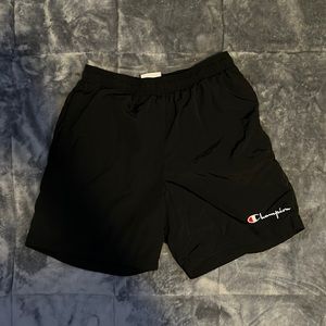 Champion all black (M) shorts